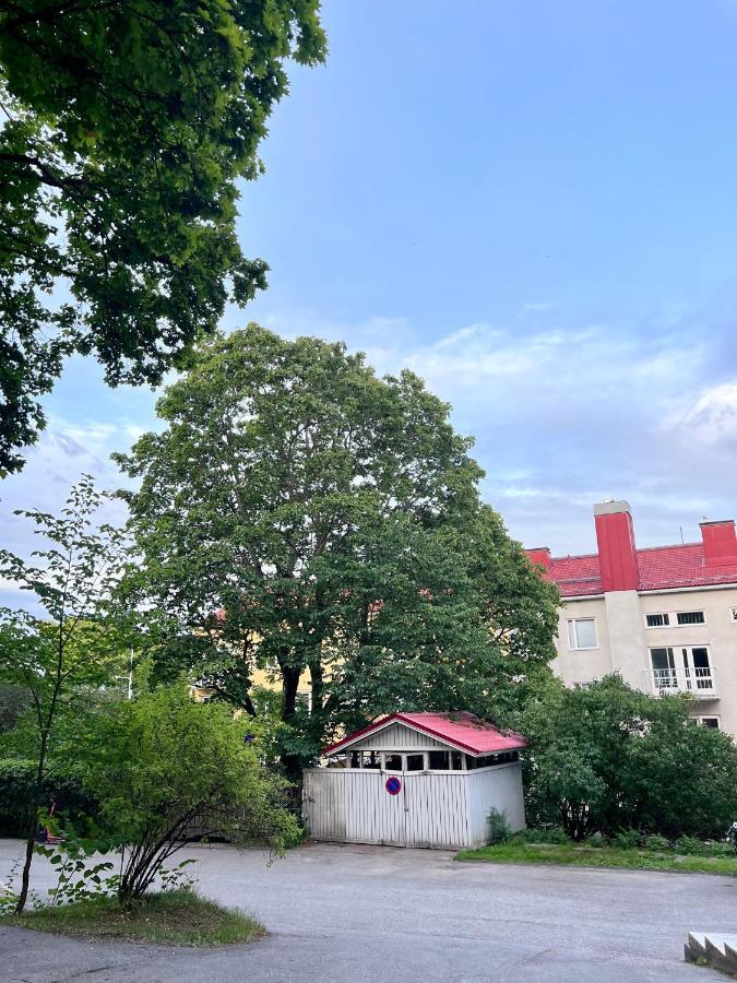 Appartement Kaksio Helsingissae Omalla Parkkipaikalla *